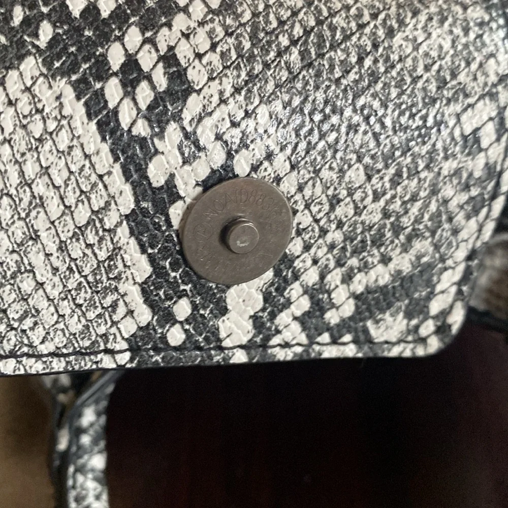 Snakeskin Pattern clutch Women's Handbag small Purse